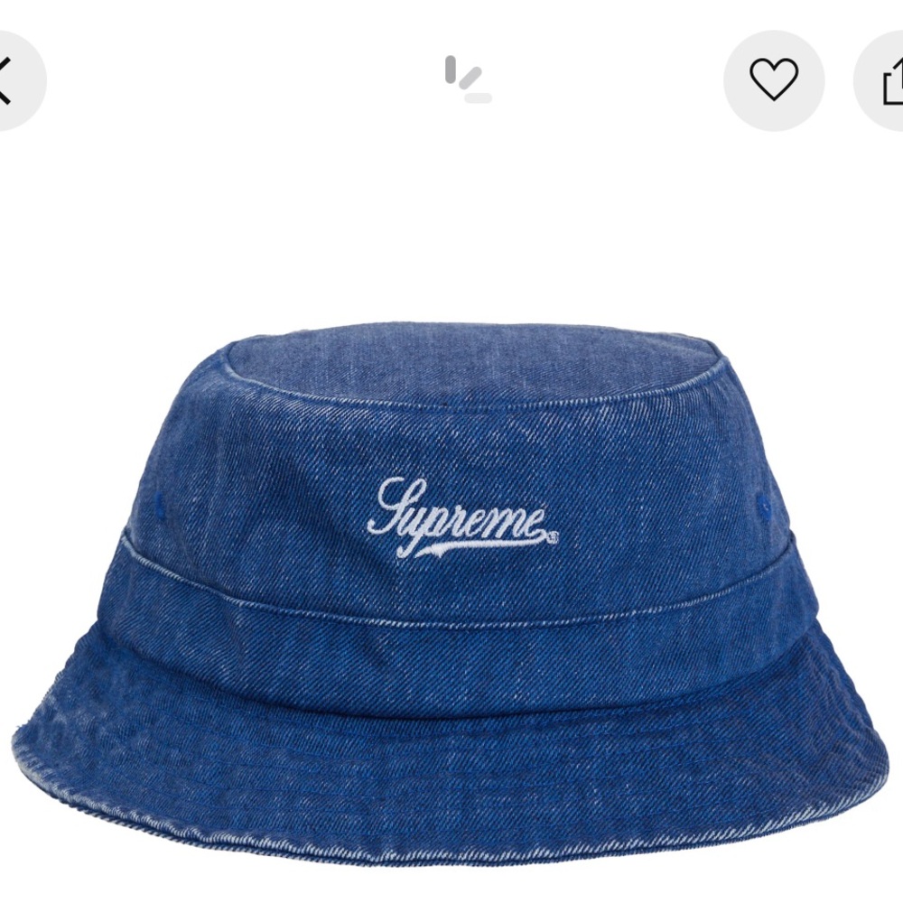 SUPREME bucket hat